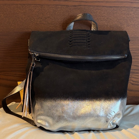 Patricia Nash Backpack/Crossbody Combo 🎱 - Picture 1 of 6